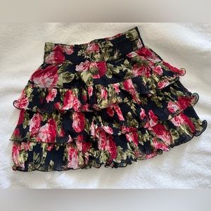 Abercrombie and Fitch ladies ruffled floral mini skirt size XS